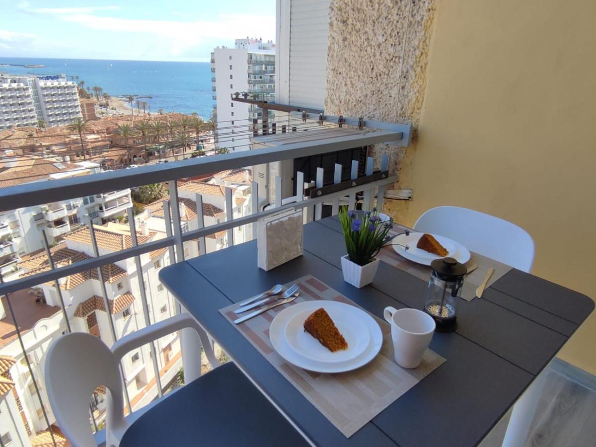 Estudio Recien Reformado En Primera Linea De Playa Lejlighed Benalmádena Eksteriør billede